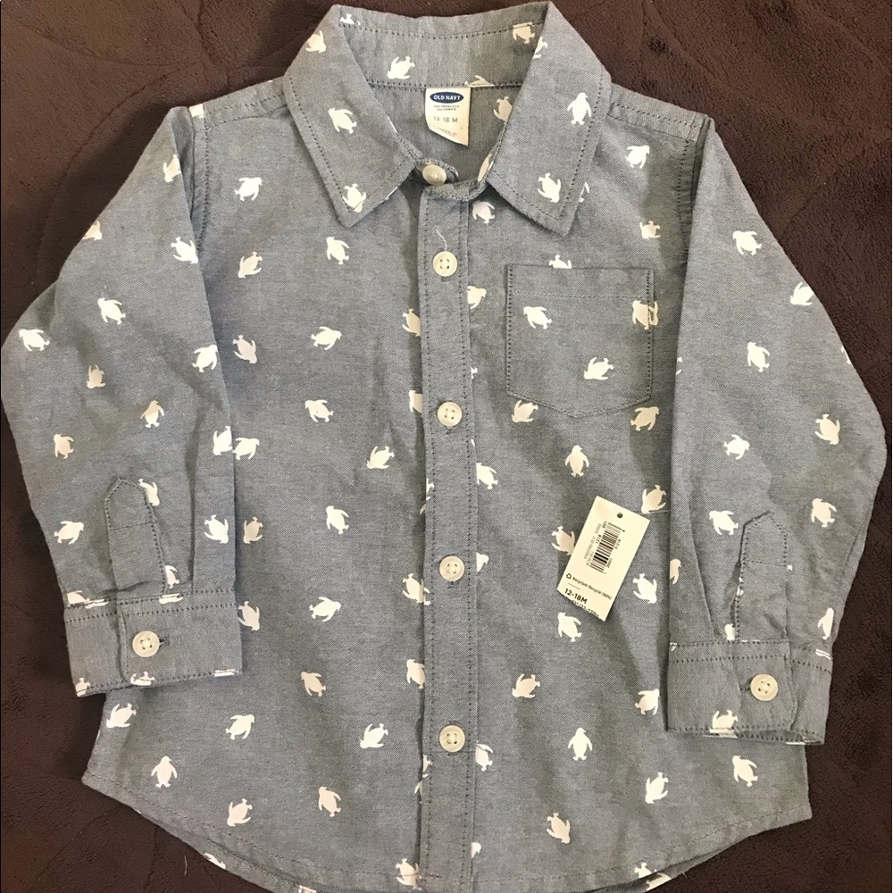Old Navy long sleeve button down with penguins 🐧